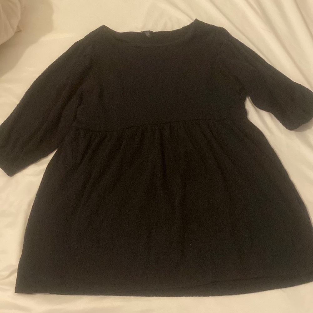 Forever 21- dress— short- black- small
